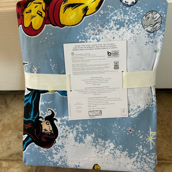 Pottery Barn Marvel Heroes Glow-in-the-Dark Duvet Cover Twin NEW - Picture 8 of 8